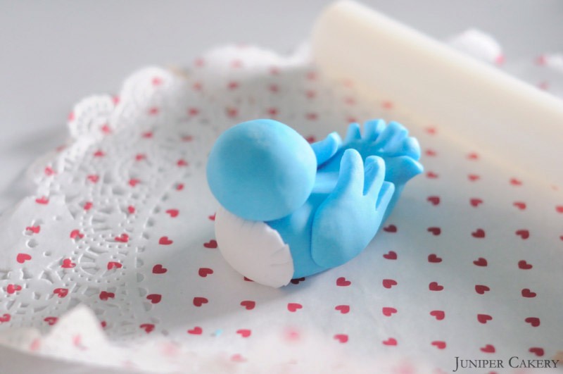 'Tutorial Tuesday' : How to make a sugarpaste/fondant bluebird