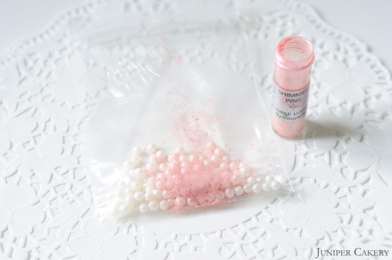 Tutorial Tuesday: How to Custom Colour Your Own Sprinkles!