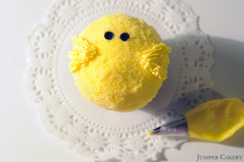 Tutorial Tuesday: How to make an Easter chick cupcake