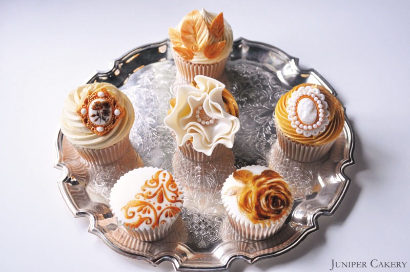 Golden anniversary cupcakes