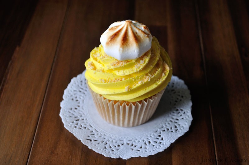 Lemon Meringue Cupcake