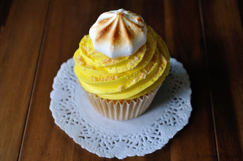 Lemon Meringue Cupcake