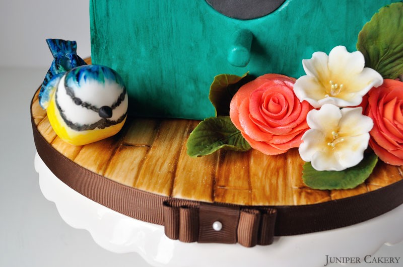 Bird House Cake