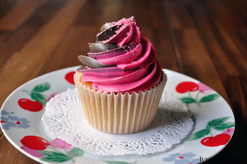 Recipe: Cherry Cola Cupcake