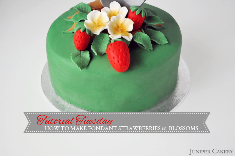 How to Make Fondant Strawberries and Strawberry Blossoms