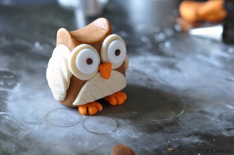 How to make a sugarpaste / gumpaste owl