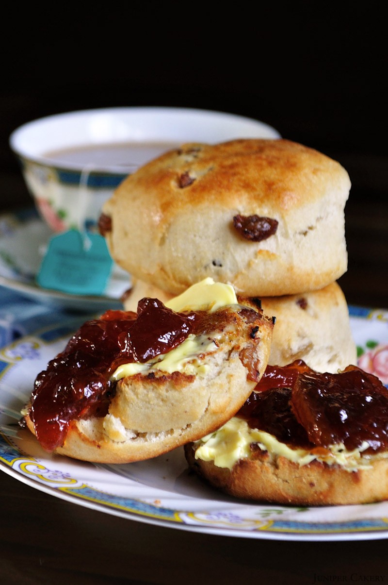 Earl Grey, Apricot and Sultana Scones