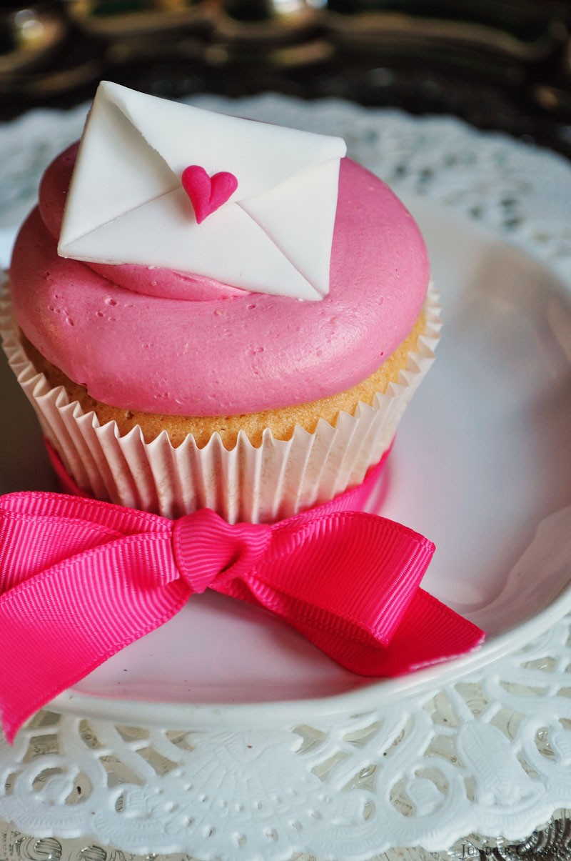 Love Letter Cupcake by Juniper Cakery