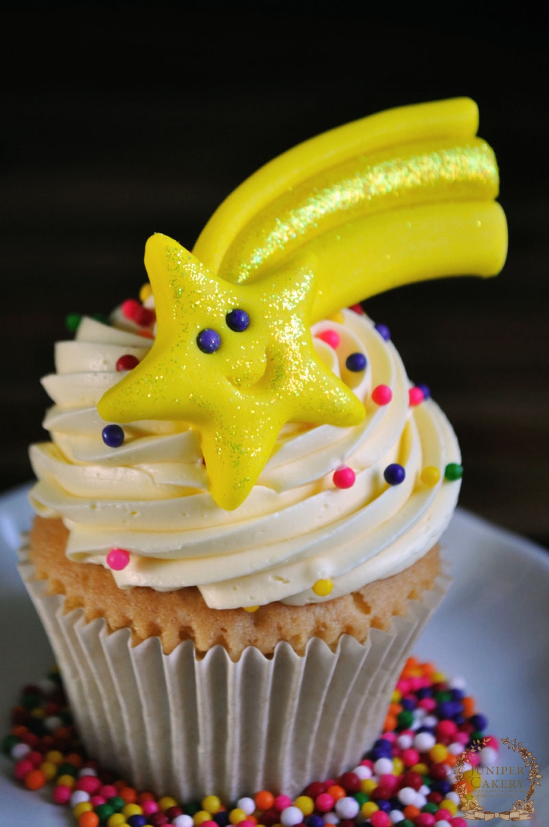 Shooting Star Cupcake tutorial by Juniper Cakery