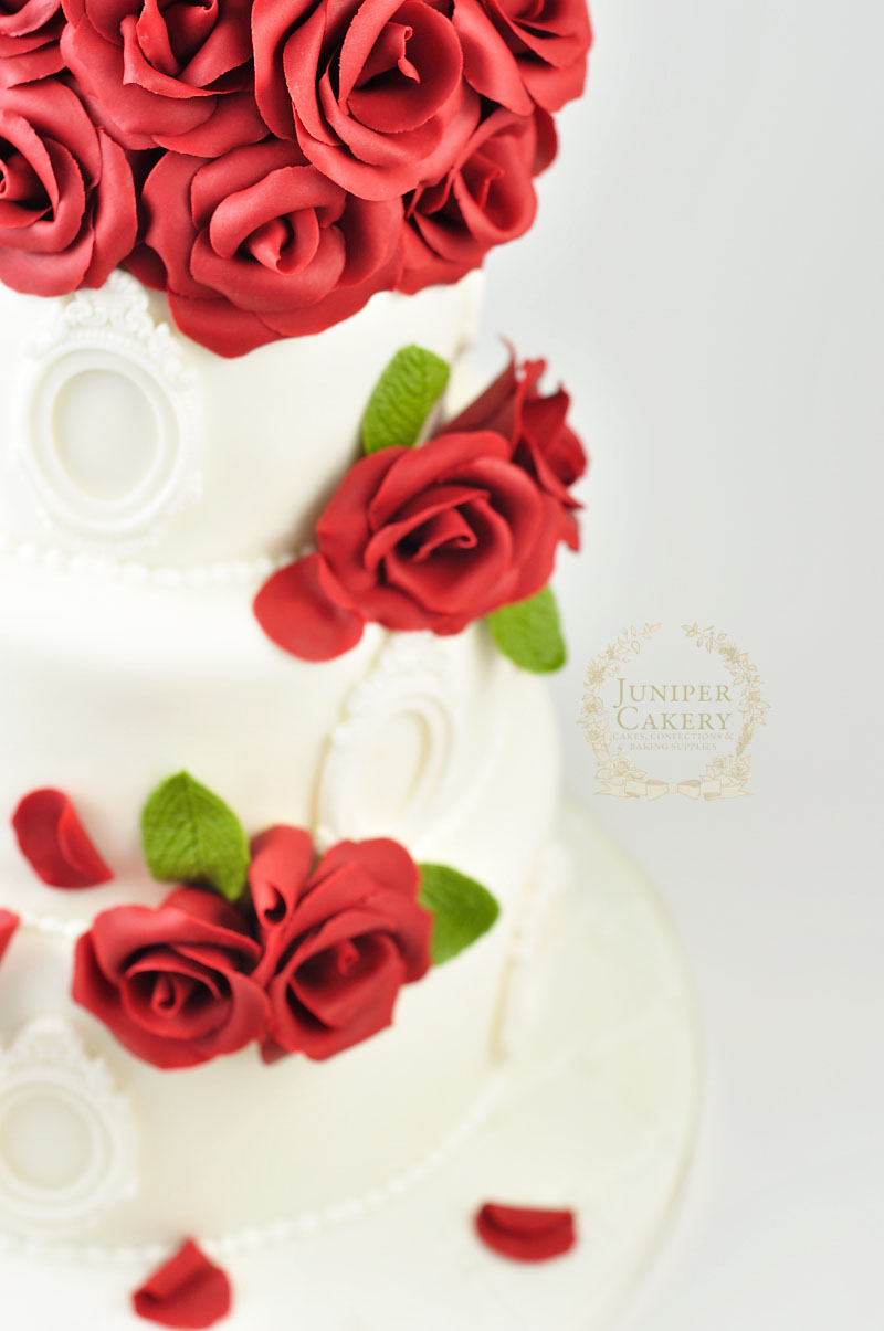 Lovely rose wedding cake by Juniper Cakery