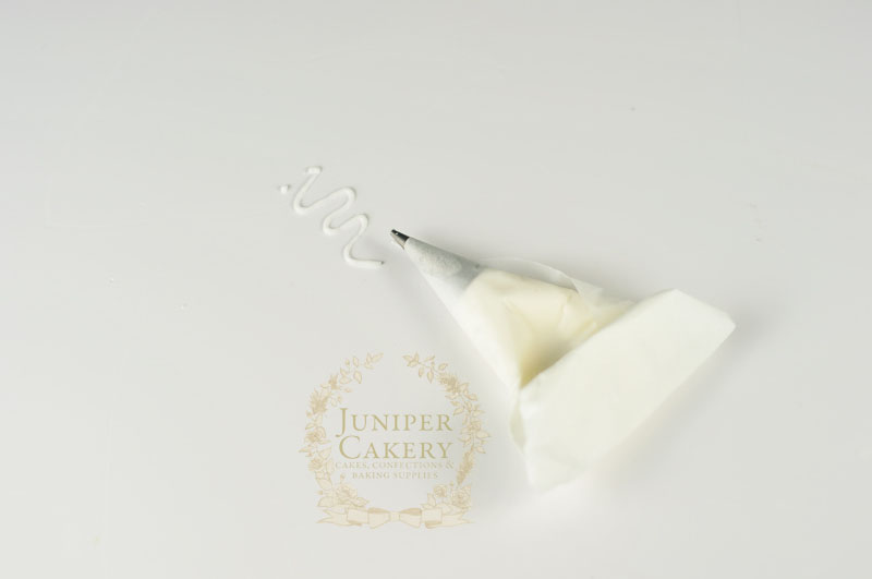 how to make a parchment  piping bag by Juniper Cakery