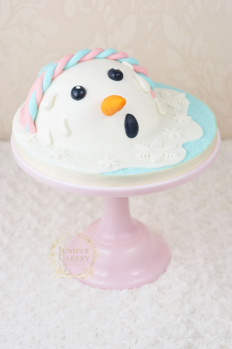 Make a melted snowman cake tutorial by Juniper Cakery