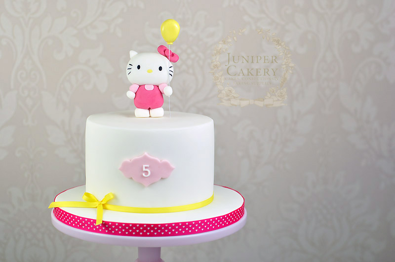 Hello Kitty birthday cake by Juniper Cakery