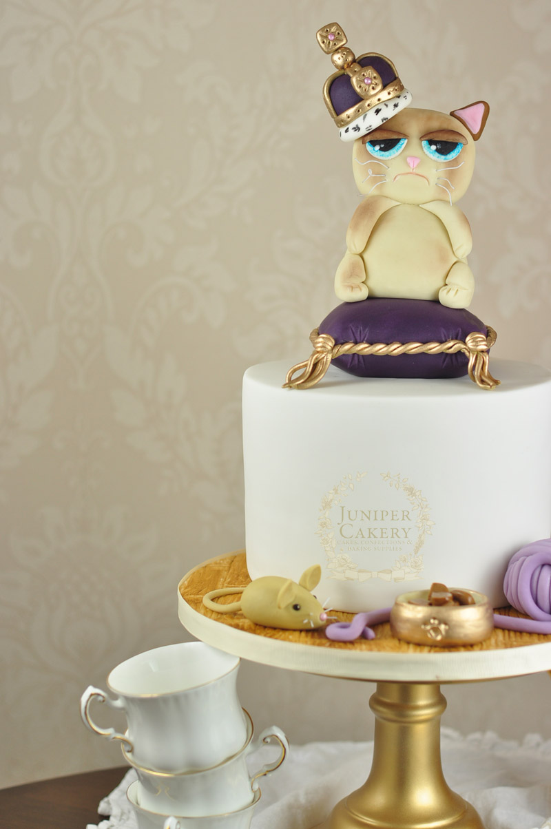 Grumpy Cat birthday cake by Juniper Cakery