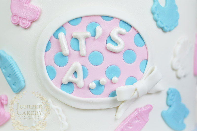 Baby shower cake detail by Juniper Cakery