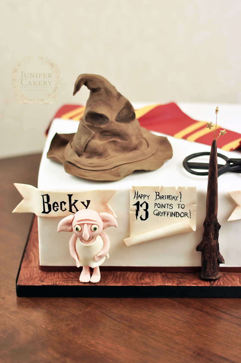 Harry Potter cake with edible Dobby by Juniper Cakery