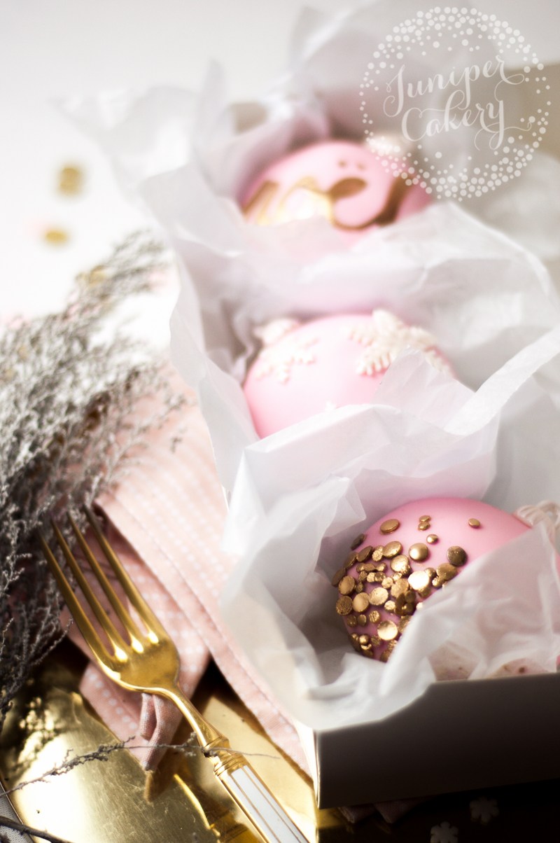 These pink and gold Christ,as bauble cupcakes are perfect for the party season!