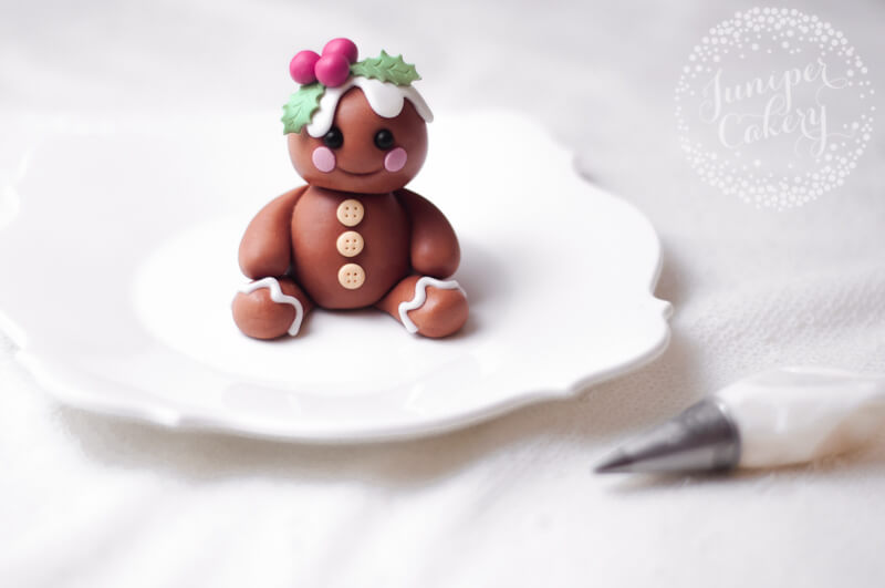 Fondant gingerbread character tutorial for Christmas