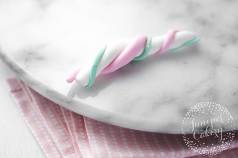 How to marble pastel fondant 